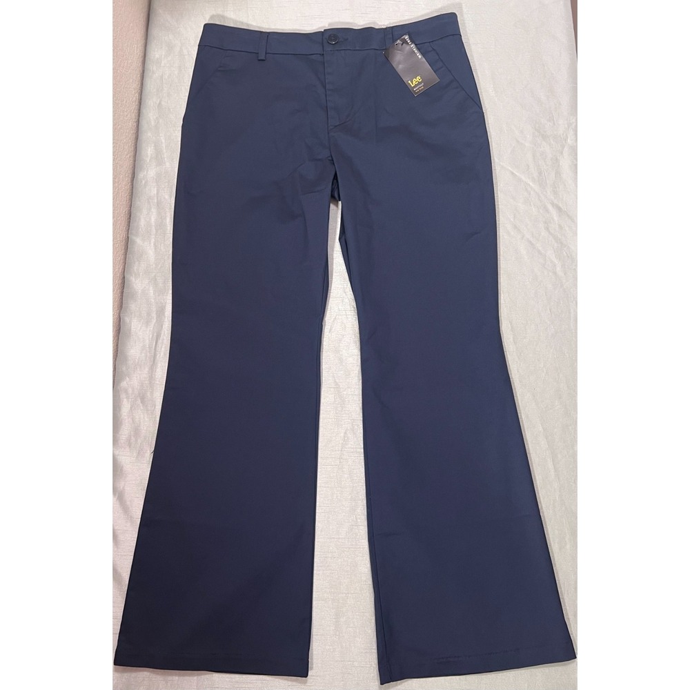 Lee Women's Dress Pants – Bootcut – Mid Rise – Size 14 Medium